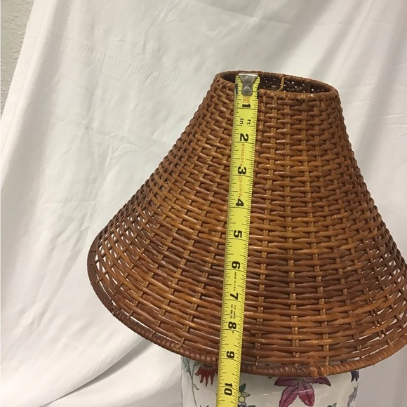 Vintage Hand made Rattan lampshade - Picture 13 of 14